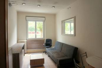 renting F2   Montluon