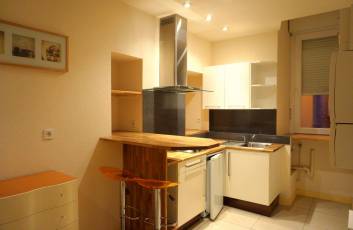 renting Studio Furnished  Montluon