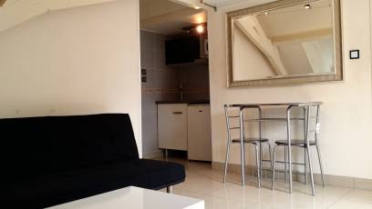 renting F2   Montluon