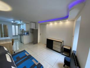 renting Studio   Montluon