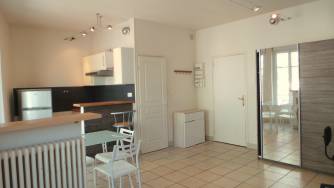 renting Studio   Montluon