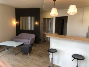 renting F2   Montluon