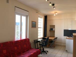 renting Studio Unfurnished  Montluon