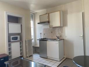 renting Studio Unfurnished  Montluon