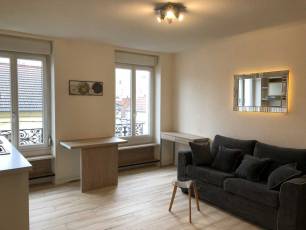 location Studio non meubl  Montluon