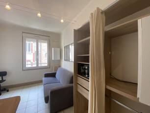 renting Studio   Montluon