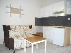 renting Studio Furnished  Montluon