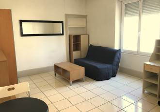 renting Studio Furnished  Montluon