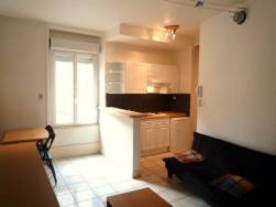 renting F2   Montluon