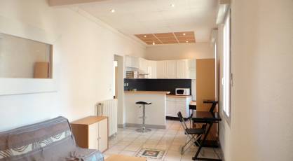 renting F2   Montluon