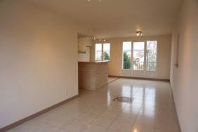 location F3 non meubl  Montluon