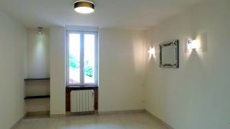 renting F2 Unfurnished  Montluon