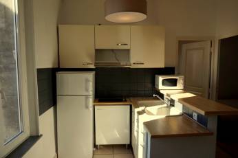 renting F2 Unfurnished  Montluon