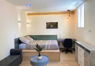 renting Studio Furnished  Montluon