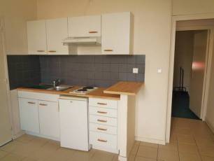 renting F2 Furnished  Montluon