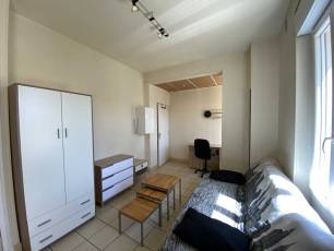 renting Studio Unfurnished  Montluon