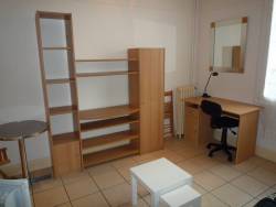 renting Studio Furnished  Montluon