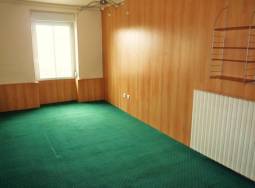 renting F2 Unfurnished  Montluon