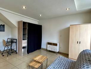 renting Studio Furnished  Montluon