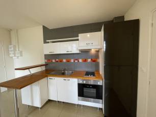 renting F2 Unfurnished  Montluon