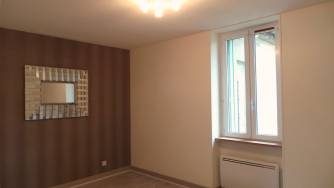 renting F2 Unfurnished  Montluon