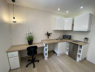 renting Studio Furnished  Montluon