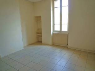 renting F2 Furnished  Montluon