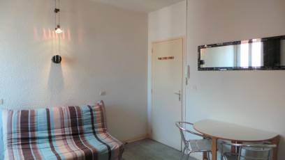 location Chambre non meuble  Montluon