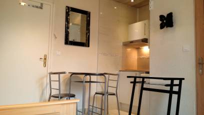 location Chambre non meuble  Montluon