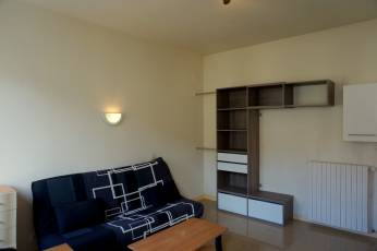 renting Studio Unfurnished  Montluon