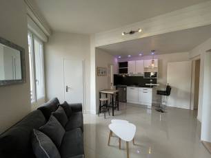 renting Studio Furnished  Montluon