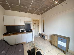 renting Studio Furnished  Montluon