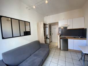 renting Studio Furnished  Montluon