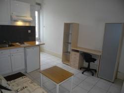 renting Studio Furnished  Montluon