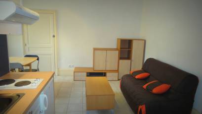 renting Studio Furnished  Montluon