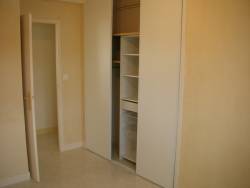 location F3 non meubl  Montluon