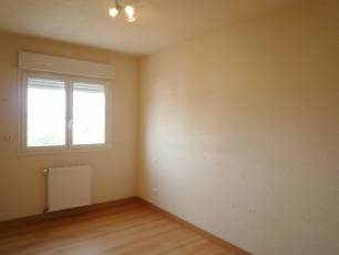 renting F3 Unfurnished  Montluon