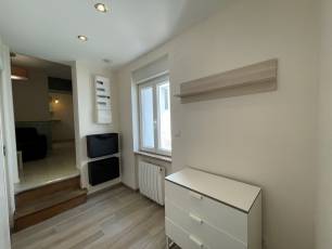 renting F2 Furnished  Montluon