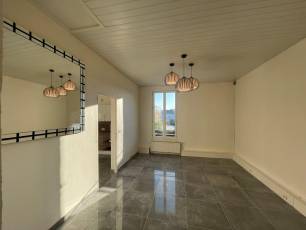  F3 non meubl  Montluon