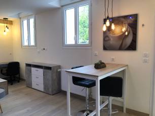 renting Studio Furnished  Montluon