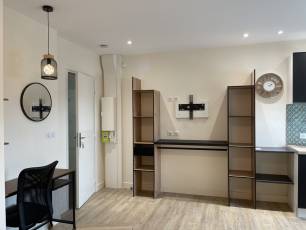 renting Studio Furnished  Montluon