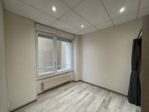 renting F2 Unfurnished  Montluon