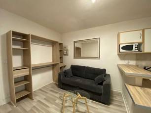 renting Studio Unfurnished  Montluon