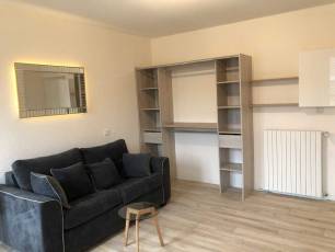 location Studio non meubl  Montluon