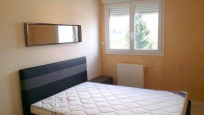 location F3 non meubl  Montluon