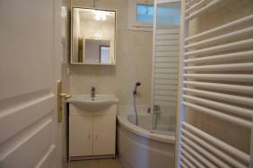 location F3 non meubl  Montluon