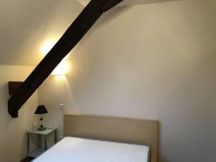 renting F2 Furnished  Montluon