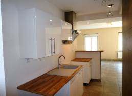 renting F4 Unfurnished  Montluon