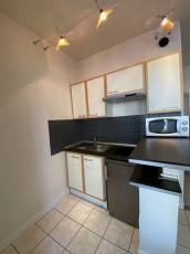 renting Studio Unfurnished  Montluon