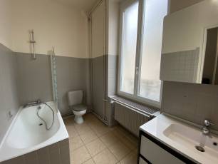 renting Studio Unfurnished  Montluon